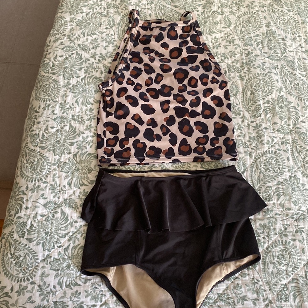 Sold… not sure why it is posted twice! Sorry!!Kortni Jeane high waisted bikini